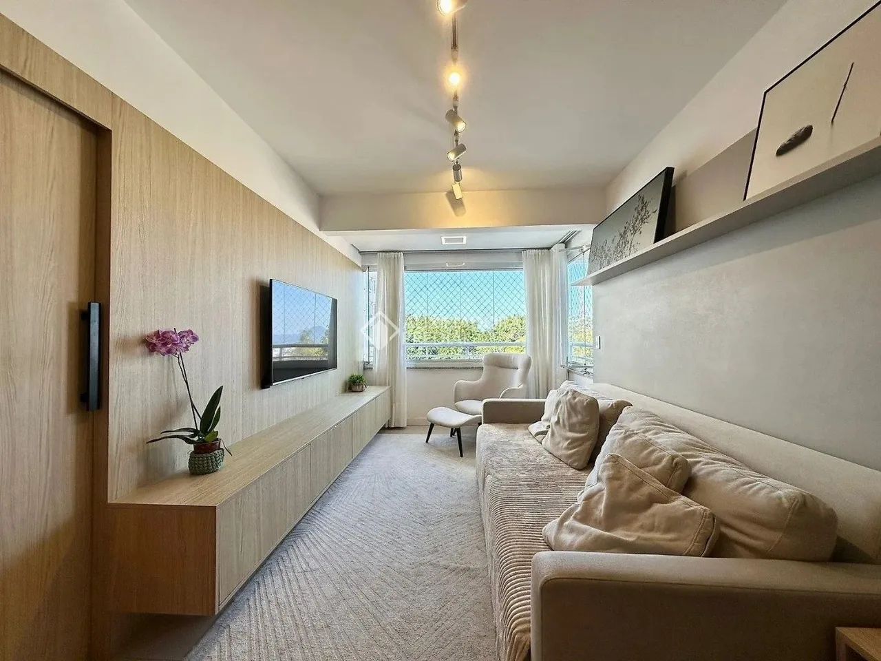 3 quadras da praia, Quarto, Sala, Cozinha Academia em Florianópolis — foto 4