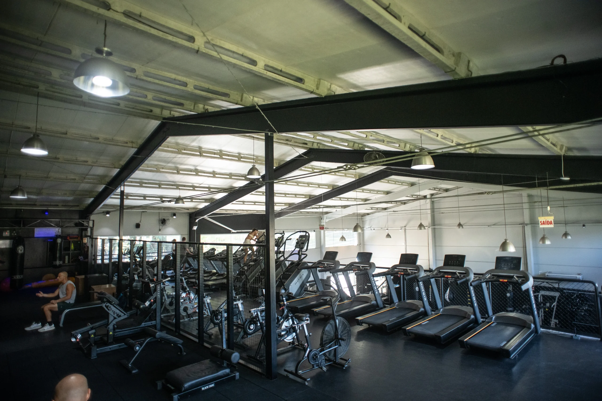 Academia Black Iron Gym em Florianópolis — foto 4