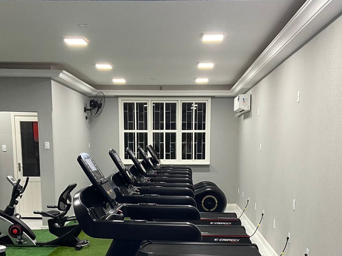 Academia ĒVO Fitness Center em Florianópolis — foto 2