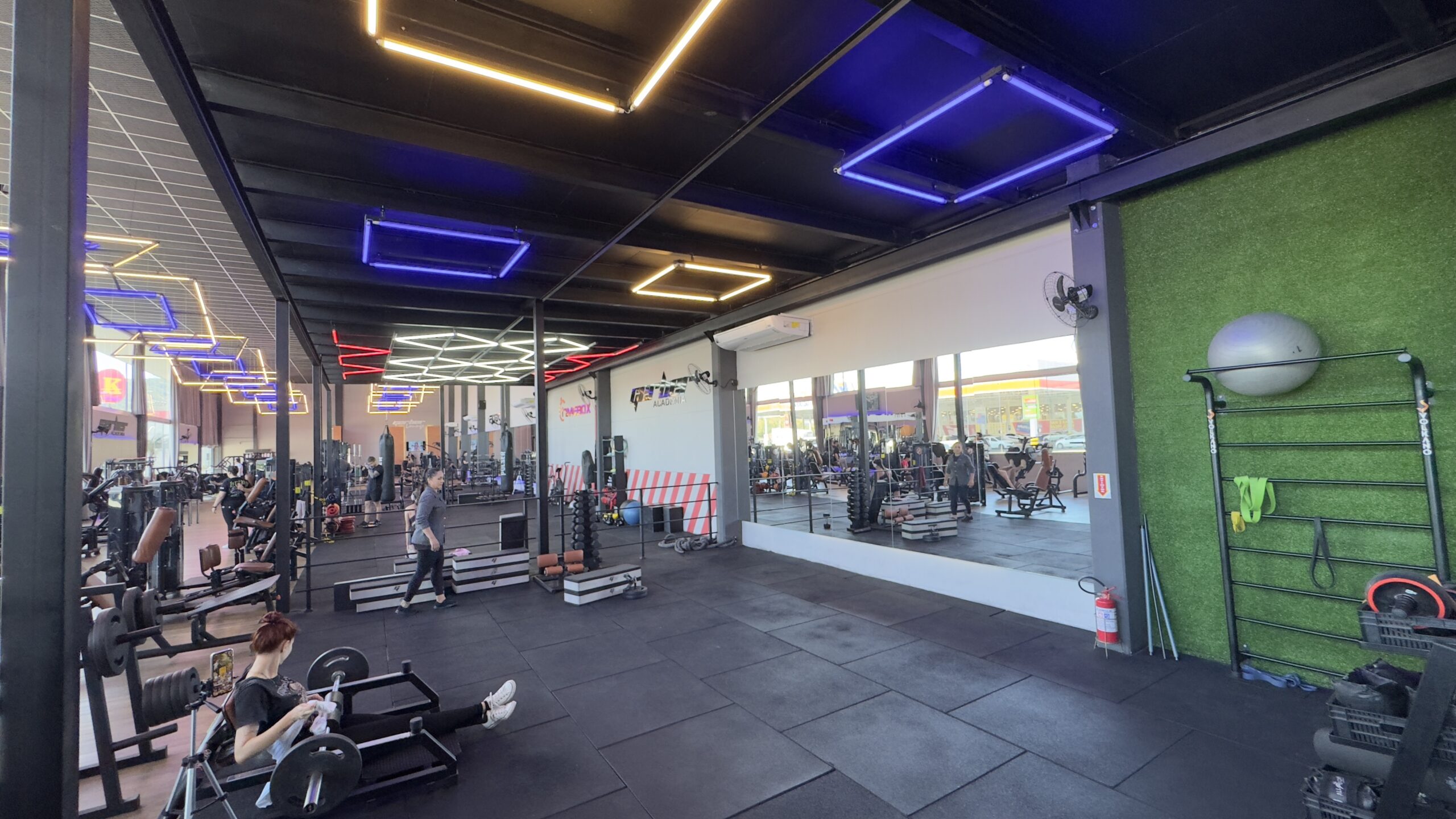 Academia Gerber Florianópolis, Ingleses em Florianópolis — foto 1