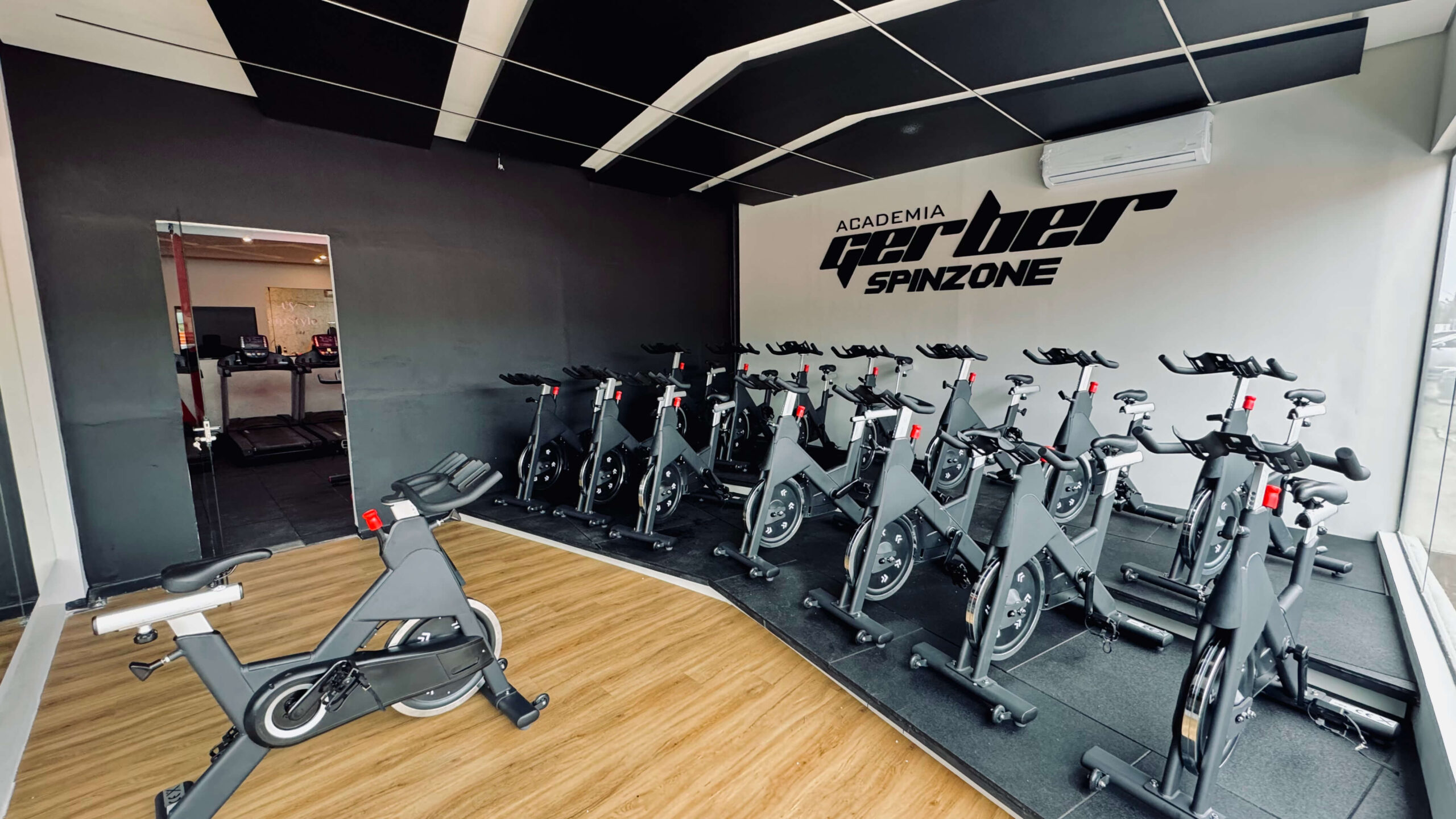 Academia Gerber Florianópolis, Ingleses em Florianópolis — foto 3