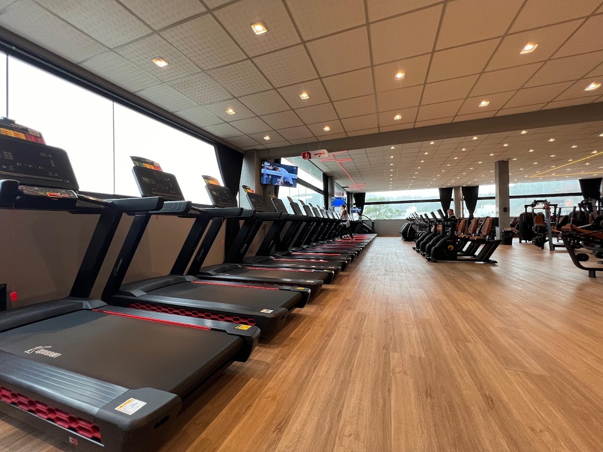 Academia Pratique Fitness - Jurerê em Florianópolis — foto 2