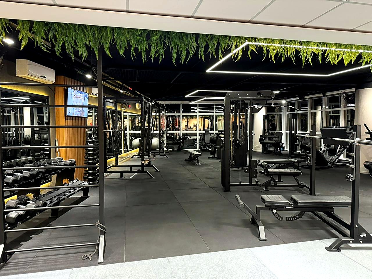 Academia Premium Rafael Tonet - Florianópolis em Florianópolis — foto 1