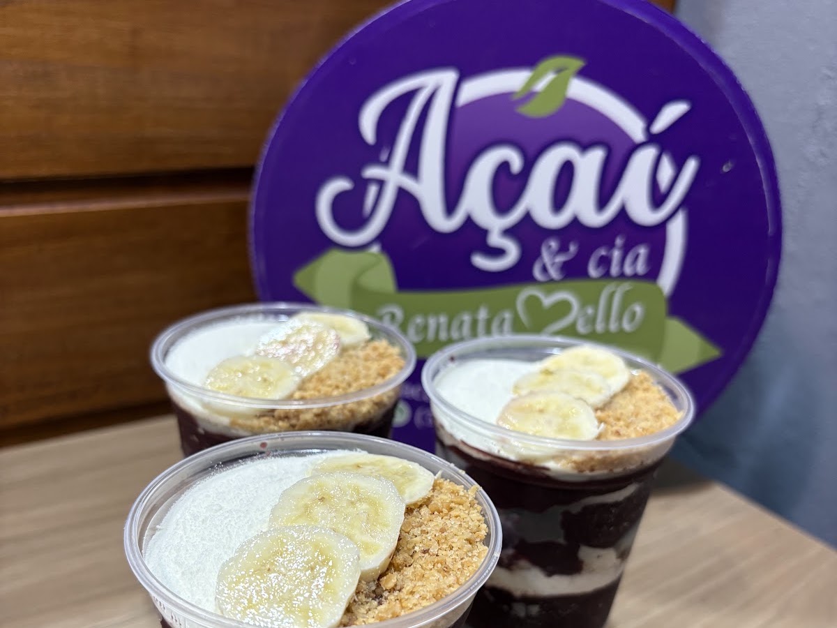 Logo Açai e cia Renata Mello