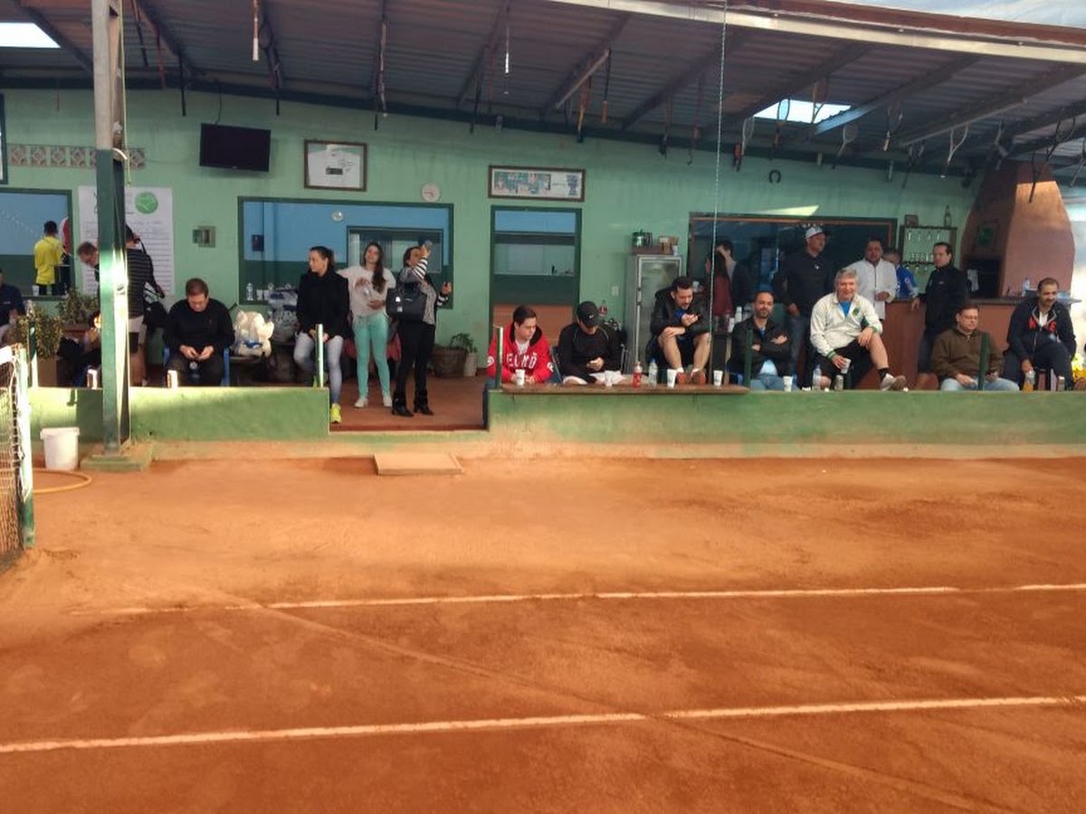Adalberto Tênis em Florianópolis — foto 2