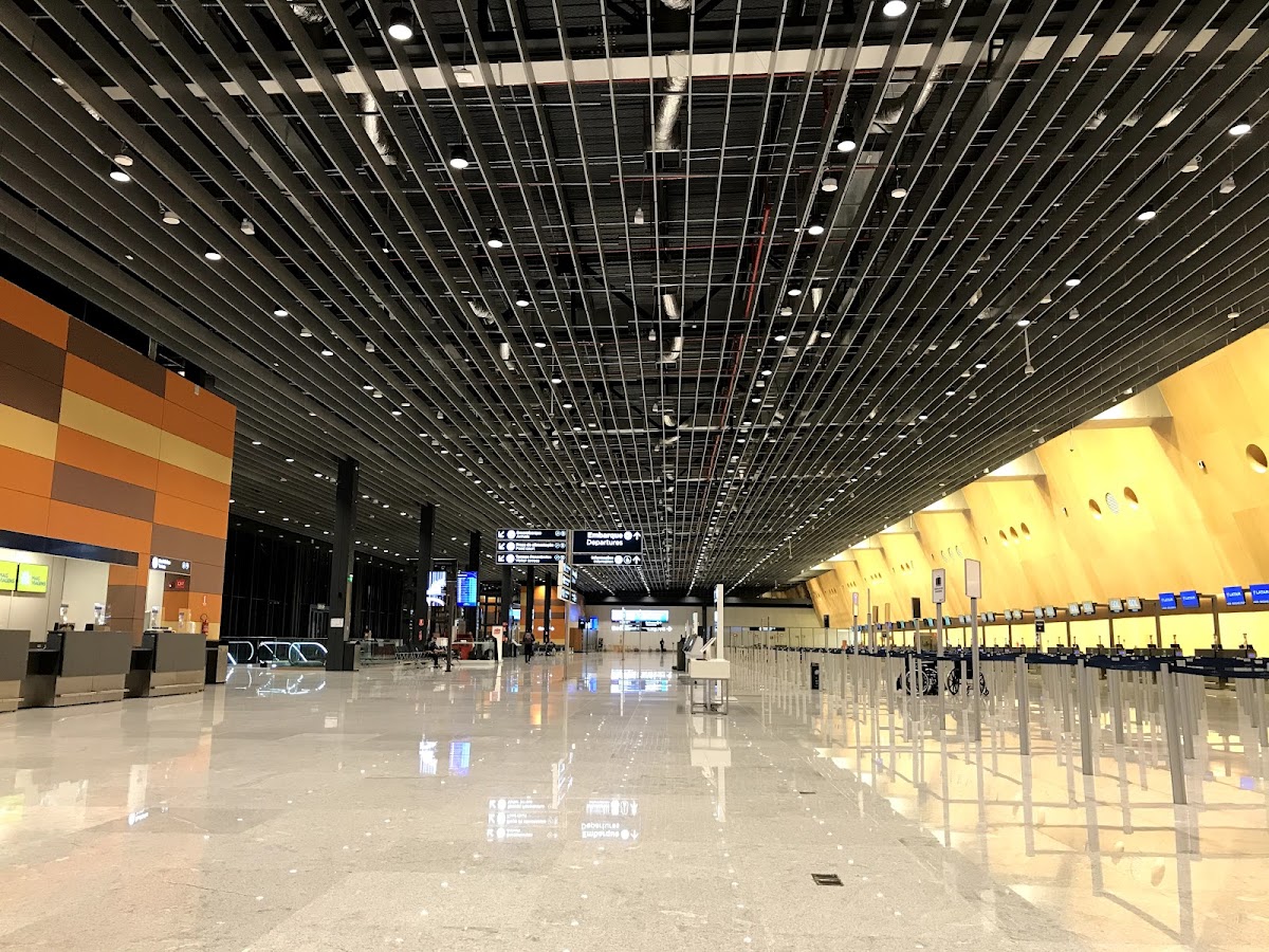 Aeroporto Internacional de Florianópolis - Hercílio Luz em Florianópolis — foto 3