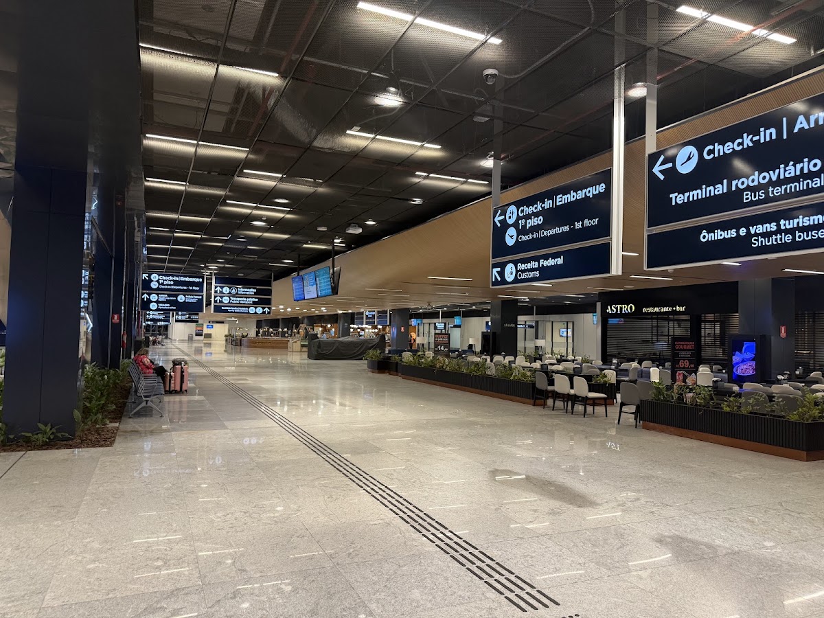 Aeroporto Internacional de Florianópolis - Hercílio Luz em Florianópolis — foto 4