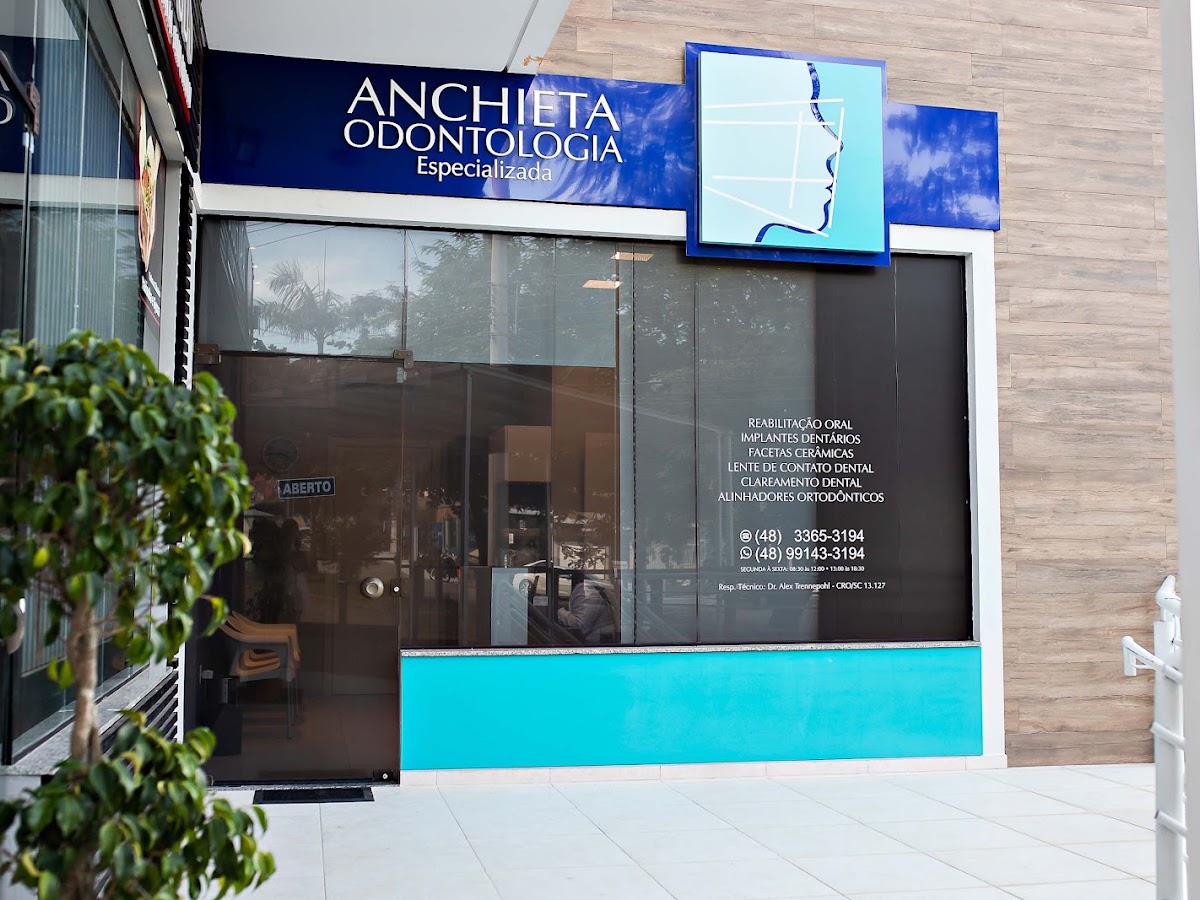 Logo Anchieta Odontologia Especializada | Urgência 24h