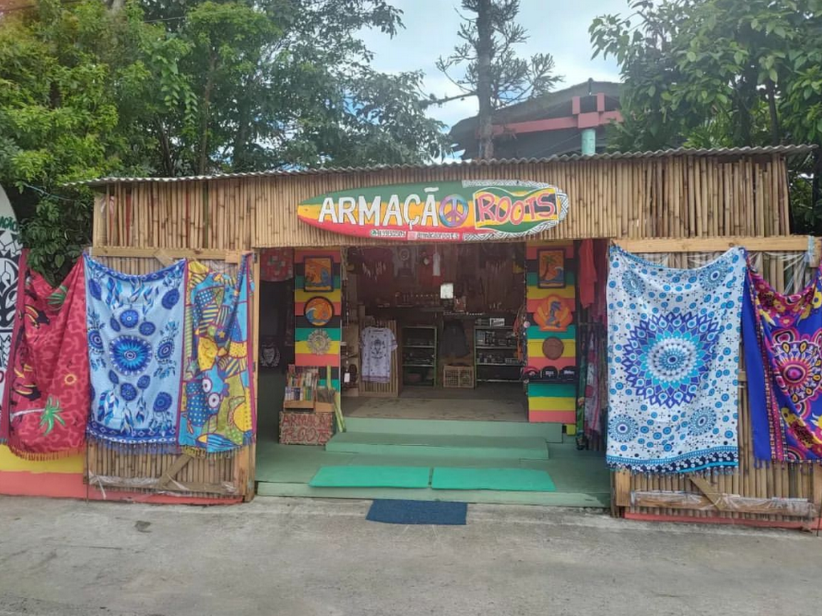Logo ARMAÇÃO ROOTS