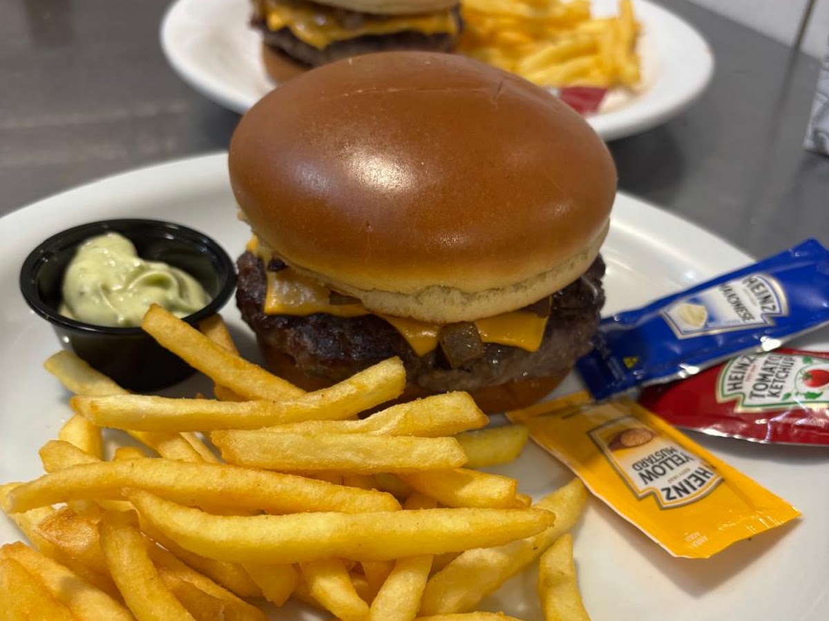 Baita Restaurante Hamburgueria em Florianópolis — foto 3