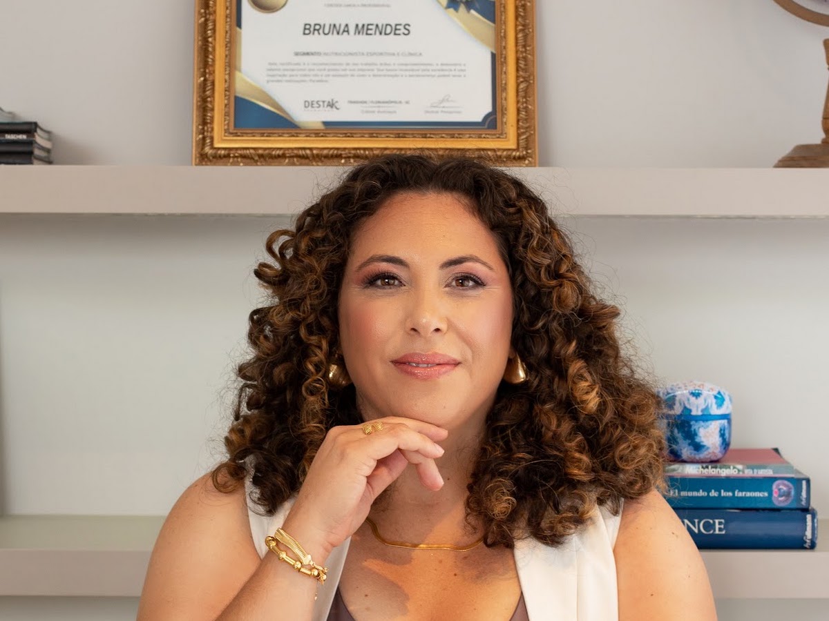 Bruna Mendes Nutricionista clínica | Ph.D. (UFSC) | Psiquiatria nutricional & comportamento alimentar em Florianópolis — foto 2