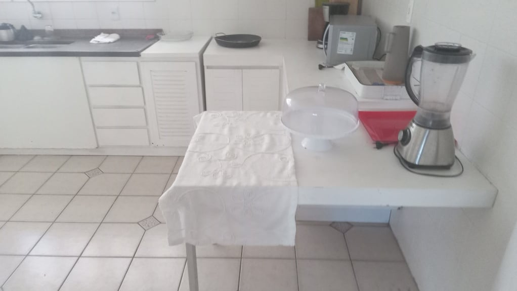 Casa ampla a 200 mts da praia de jurere internacional em Florianópolis — foto 3