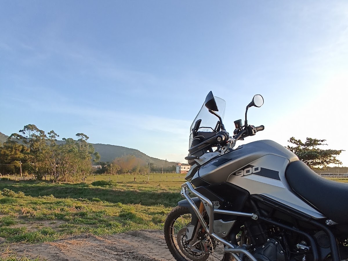 Logo Centro de Treinamento Trac Moto School