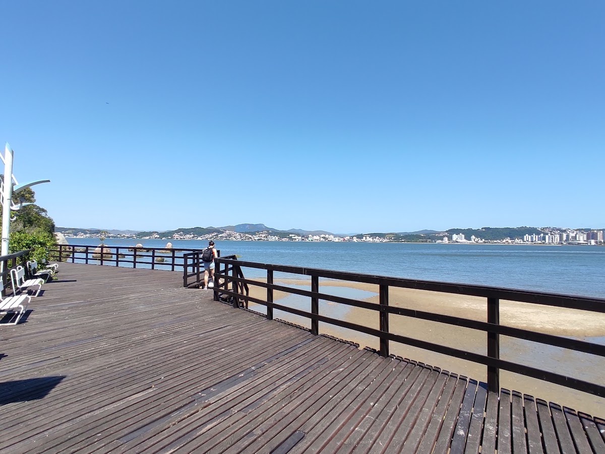 Deck da Praia do Bom Abrigo em Florianópolis — foto 4