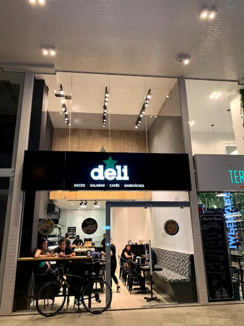 Deli - Sucos, Saladas, Cafés e Sanduíches em Florianópolis — foto 3