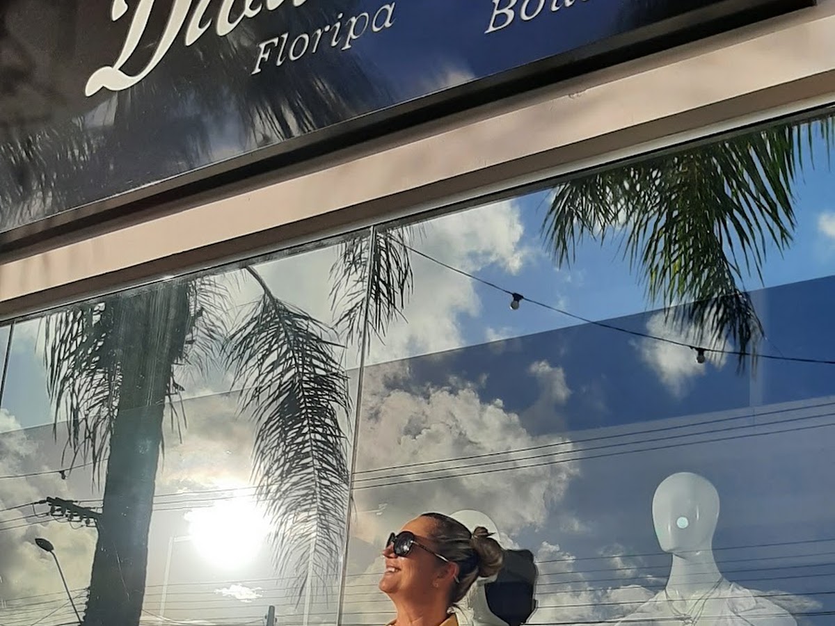 Logo Diva's Floripa Boutique