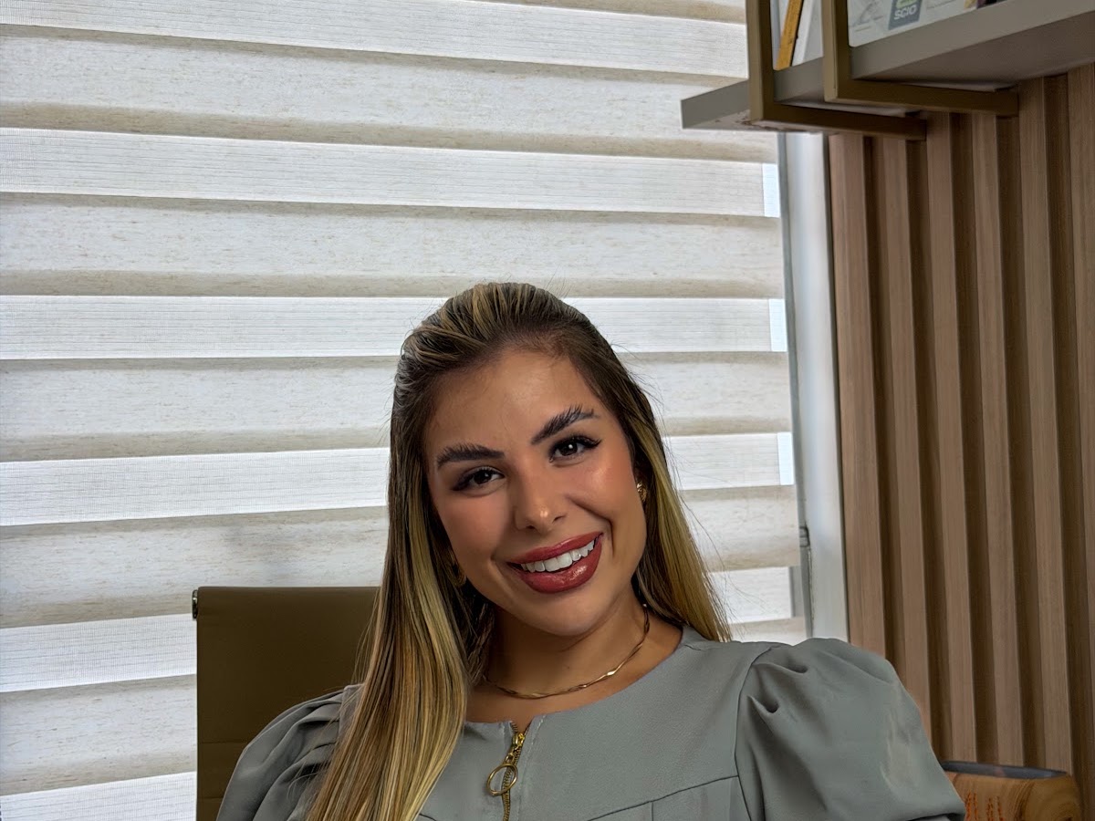 Logo Dra Bruna Vargas Dentista
