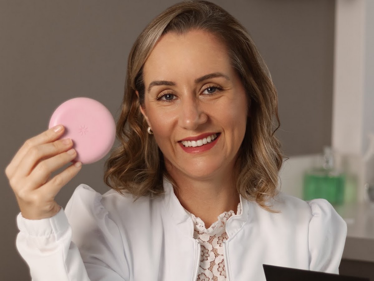 Logo Dra Manuela Zasso⎮Ortodontista⎮Invisalign