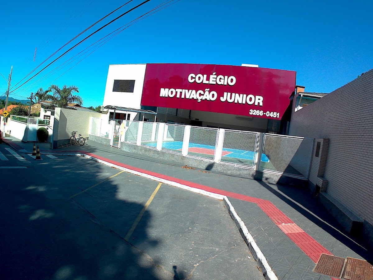 Foto da Escola em Canasvieiras