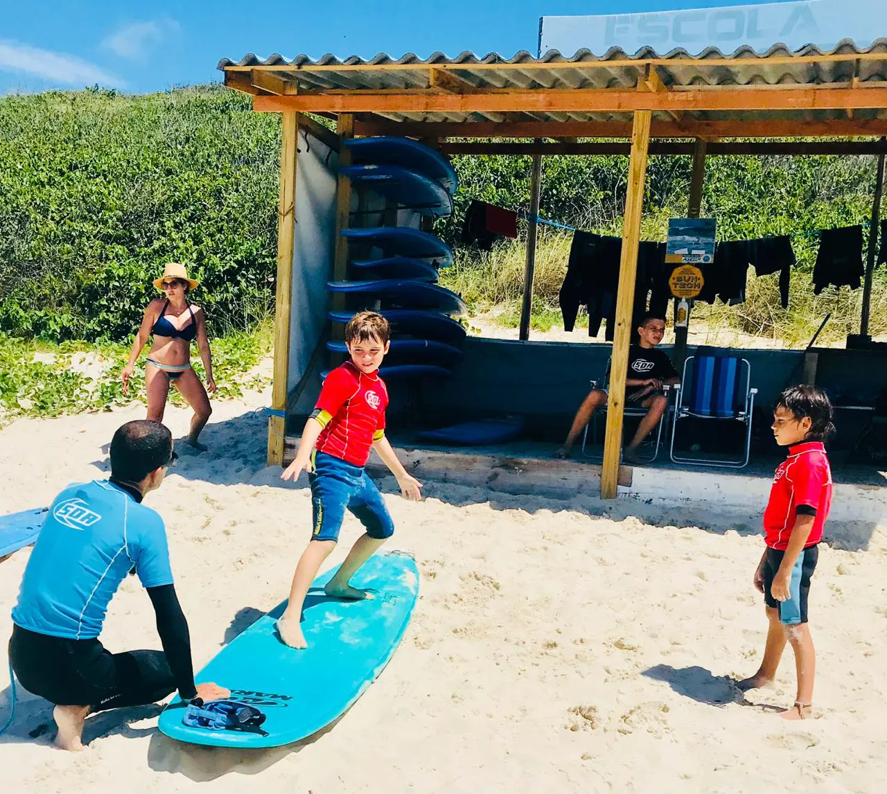 Escola Paraíso do Surf em Florianópolis — foto 4