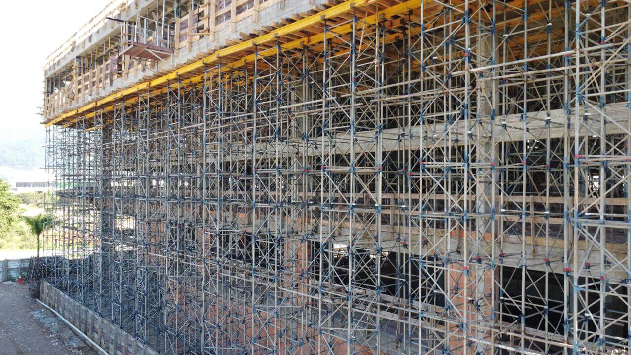 ESTRUTURA Equipamentos - ESCORAMENTO METÁLICO E FORMAS ATEX em Florianópolis — foto 1