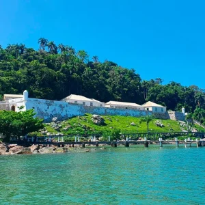 Floripa Lanchas - Passeio de Lancha em Florianópolis em Florianópolis — foto 3
