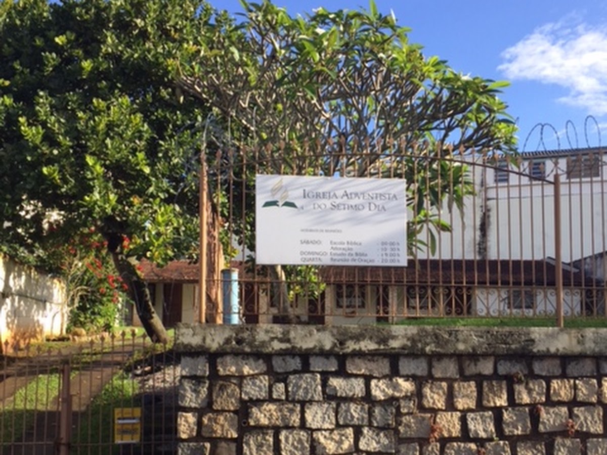 IGREJA ADVENTISTA - COQUEIROS em Florianópolis — foto 1