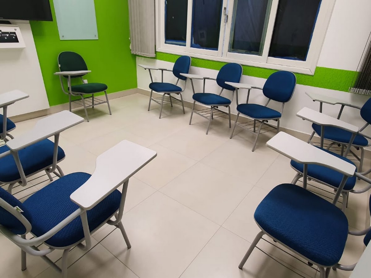 inFlux Santa Mônica | Curso de Inglês e Espanhol em Florianópolis em Florianópolis — foto 3