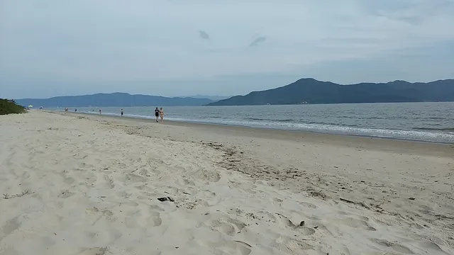 Koru Va'a - Canoa Havaiana / Praia da Daniela em Florianópolis — foto 4