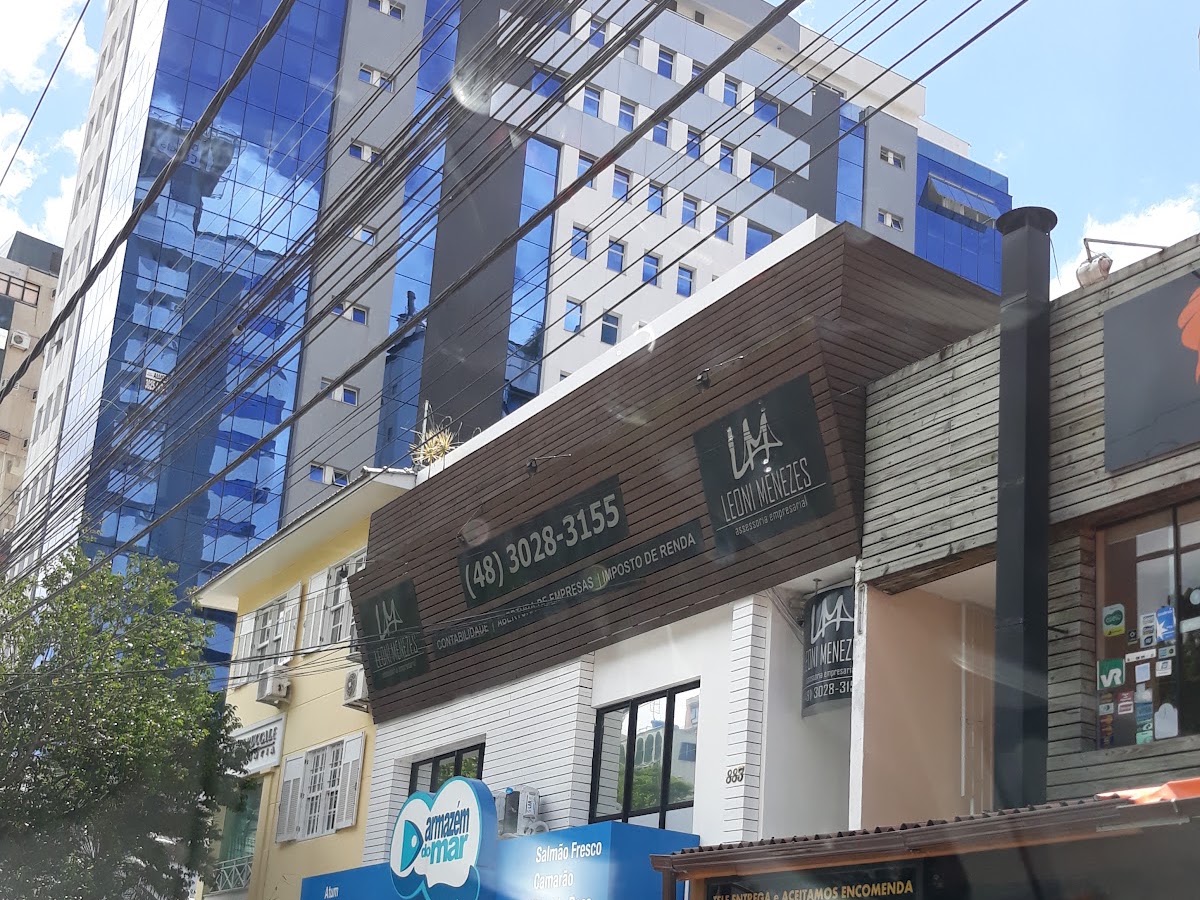 Logo Leoni Menezes Assessoria Empresarial