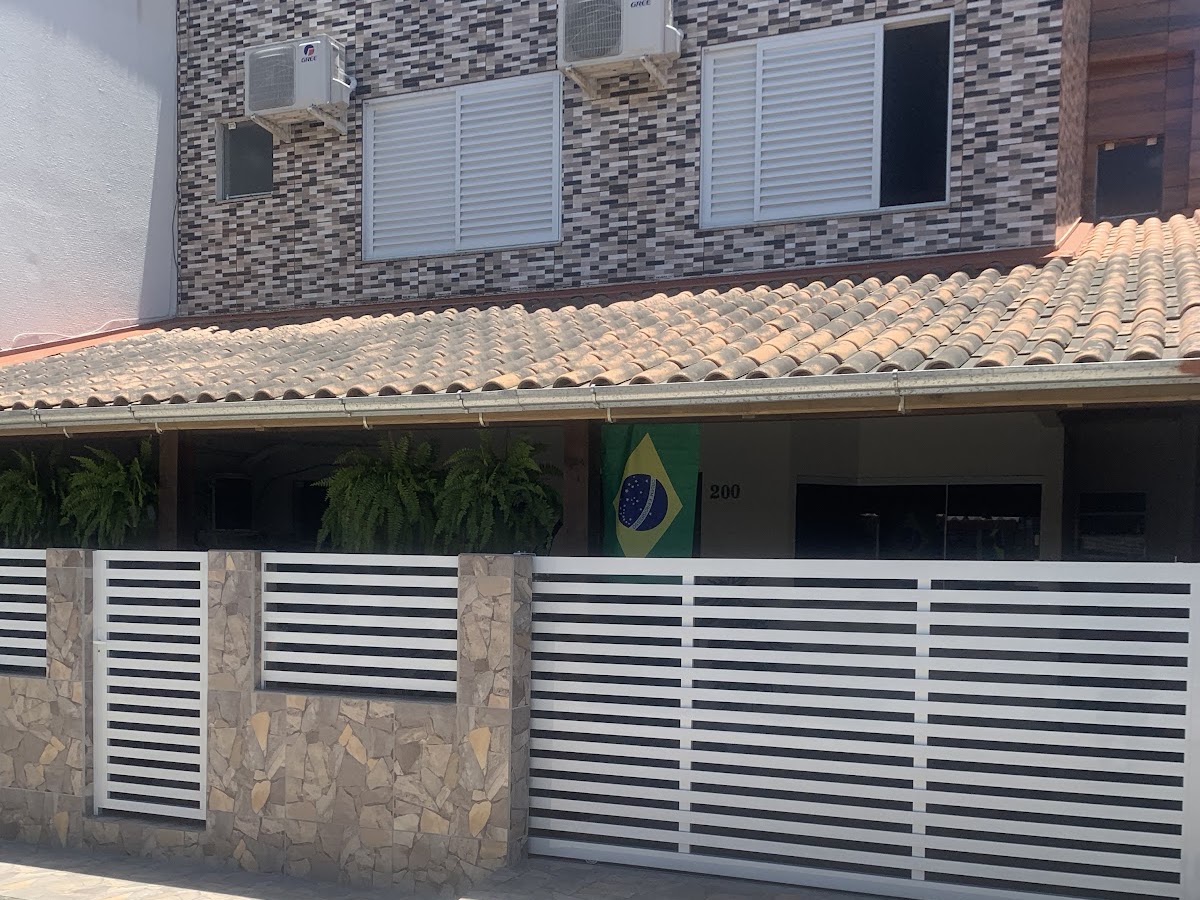 Logo Linea Vidraçaria e Alumínios