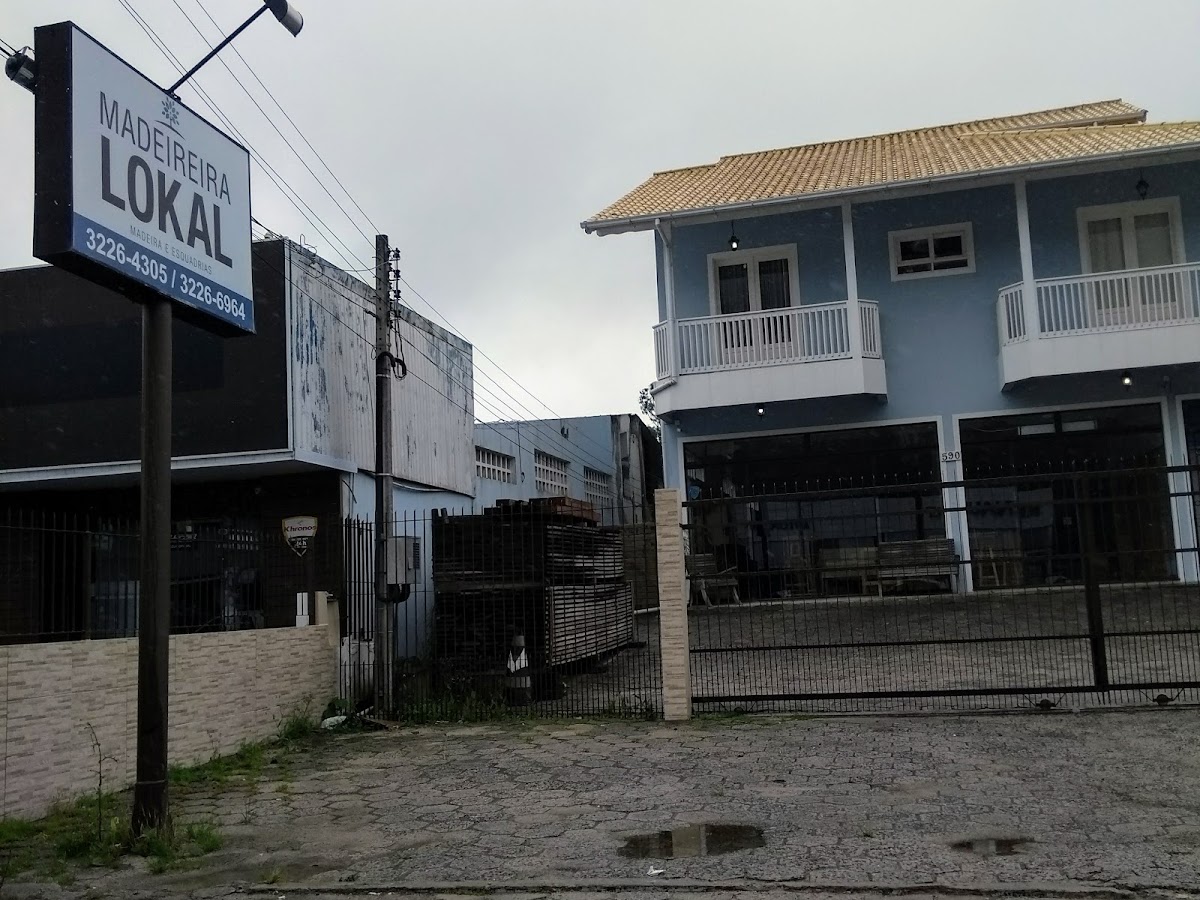 Logo Lokal Madeiras e Esquadrias em Florianópolis