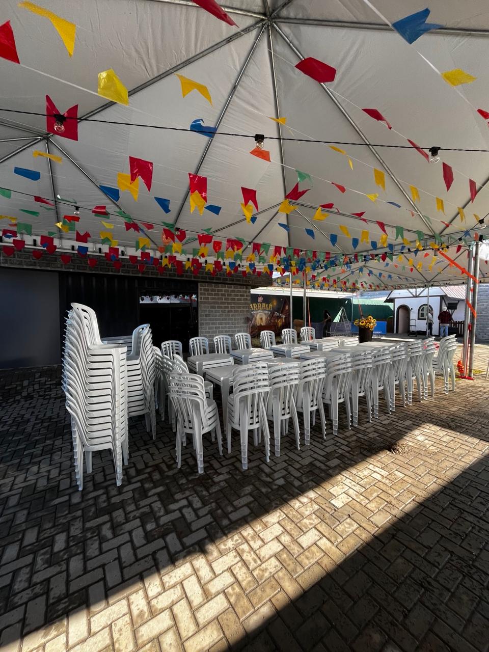 MAPEAR Locação de Mesas e Cadeiras em Florianópolis — foto 2