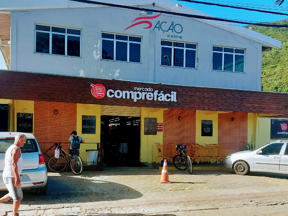 Mercado Compre Fácil Sambaqui em Florianópolis — foto 1