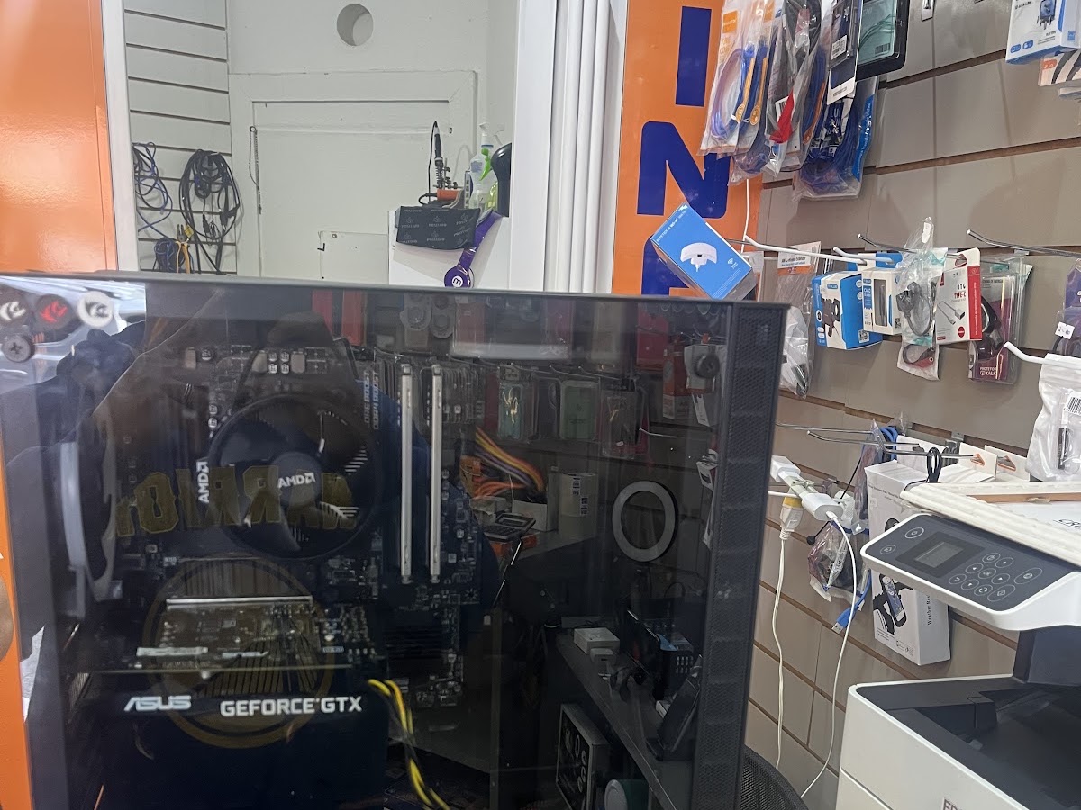 Micro Espaço Informática em Florianópolis — foto 2