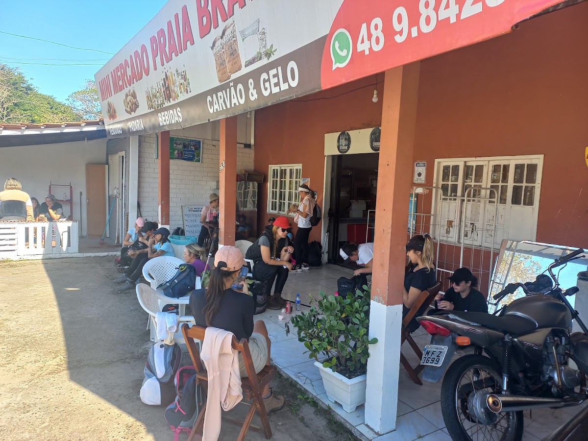 Mini mercado praia brava jonas em Florianópolis — foto 1