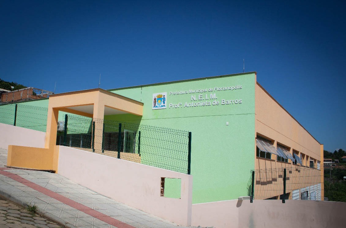 NEIM Professora Antonieta de Barros em Florianópolis — foto 1
