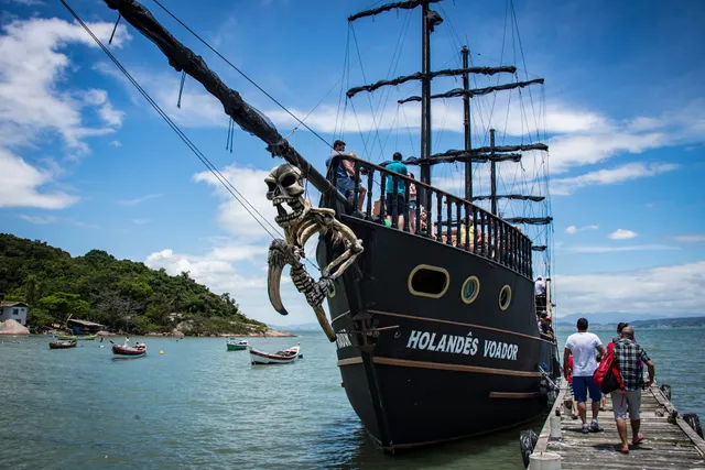 Foto da PASSEIO DE BARCO PIRATA SCUNA SUL CENTRO