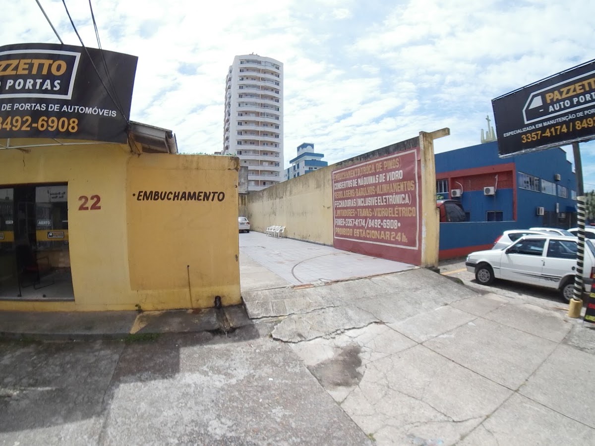 PAZZETTO AUTO PORTAS em Florianópolis — foto 2
