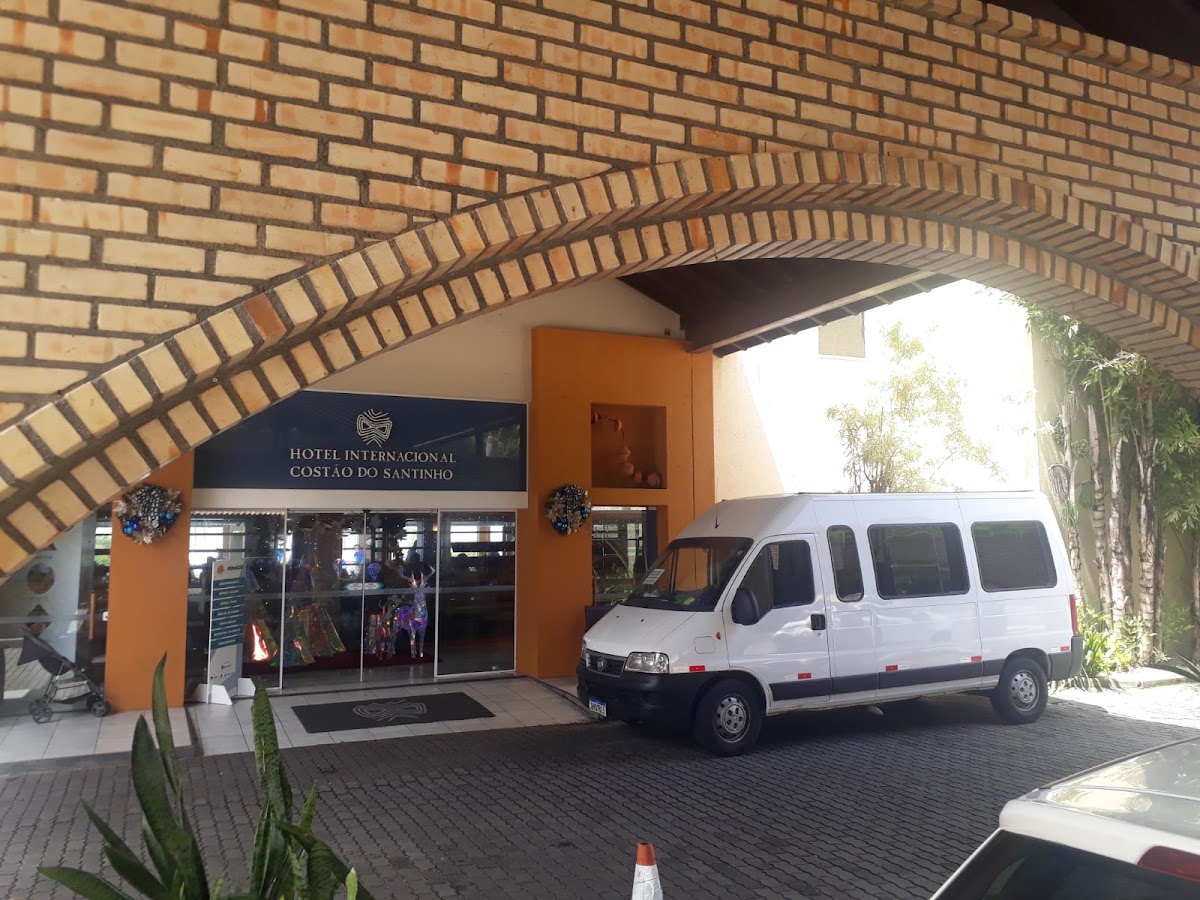 Logo Peres Tour Turismo