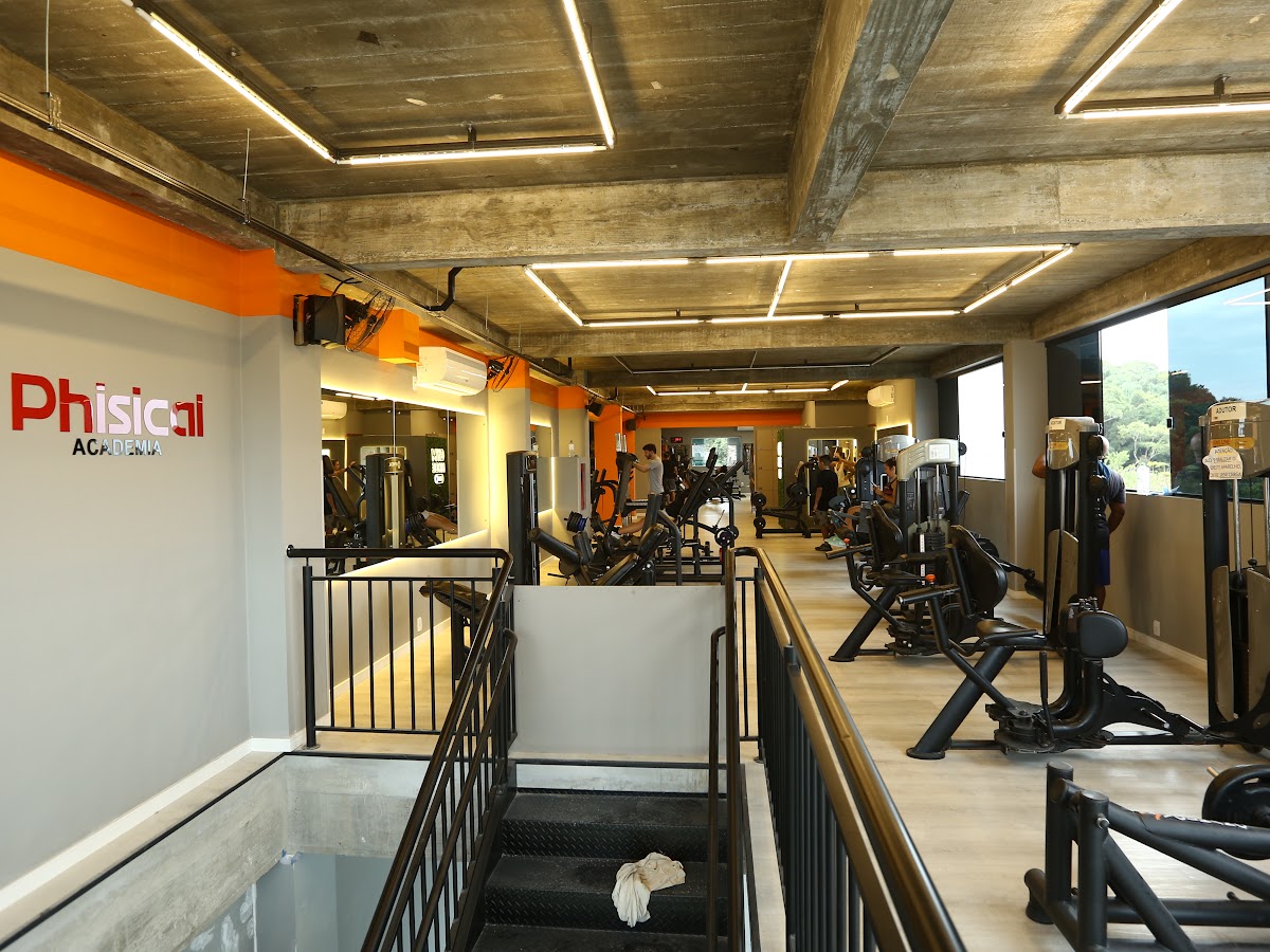 PHISICAL ACADEMIA em Florianópolis — foto 4