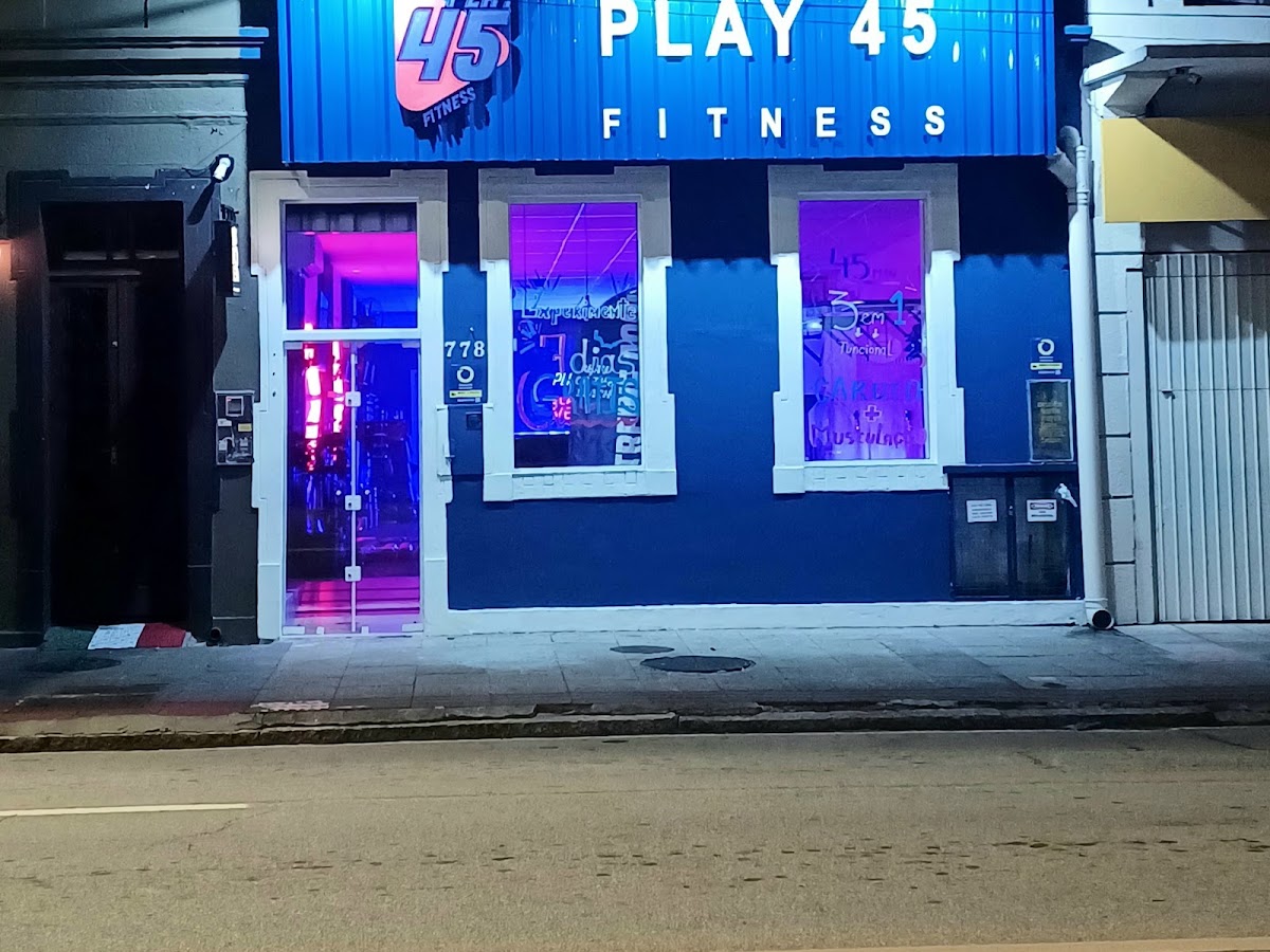 Play45: treino hídrido (estilo Hyrox) em Florianópolis — foto 3