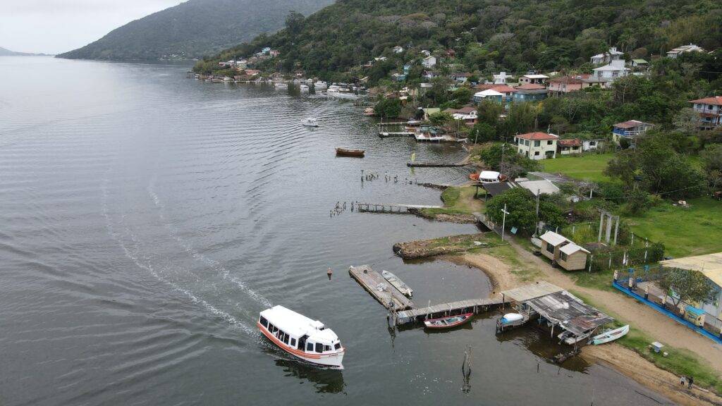 Ponto 16 Costa da Lagoa em Florianópolis — foto 3