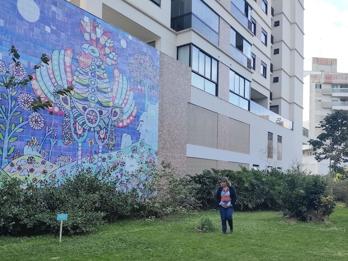 Praça Comunitária do Parque Linear do Córrego Grande em Florianópolis — foto 4