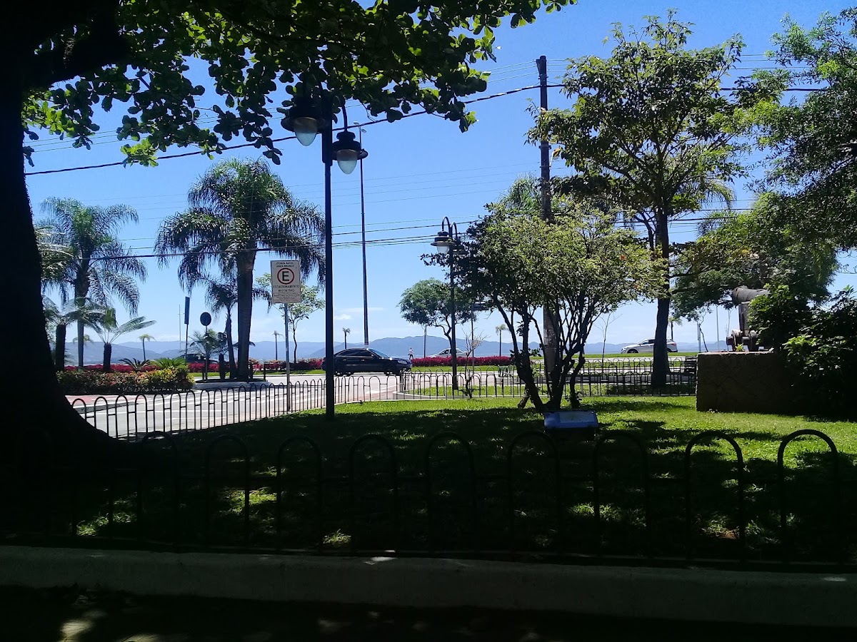 Foto da Praça Esteves Júnior