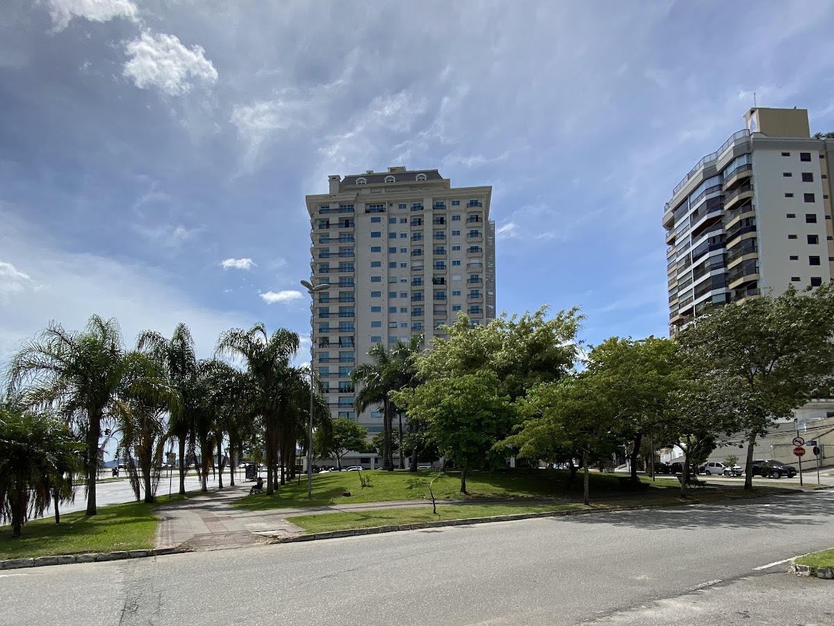 Foto da Praça Professor Seixas Neto