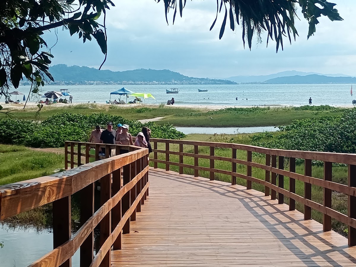 Logo Praia ponta das canas