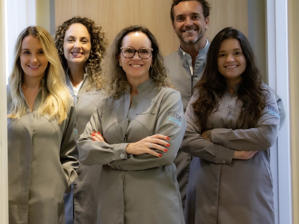 Foto da Redeplus Odontologia | Dentista Sul da Ilha e Rio Tavares | Implante | Ortodontia | Invisalign | Harmonização Orofacial