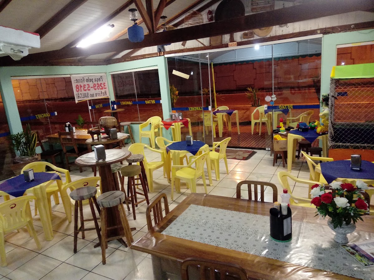 Foto da retão lanches