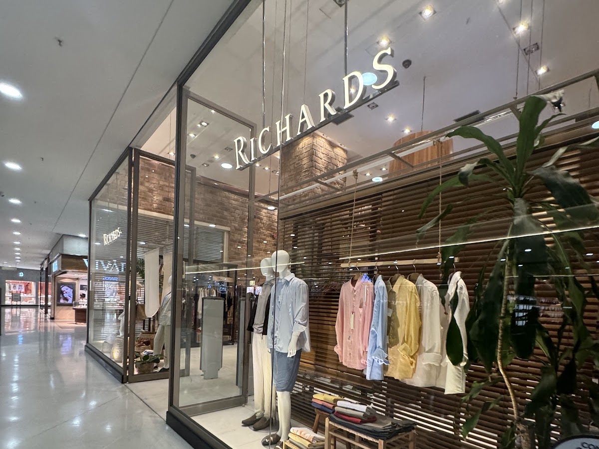 Logo Richards